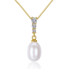 freshwater pearl necklace