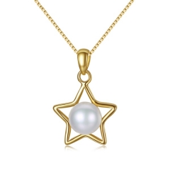 freshwater pearl necklace