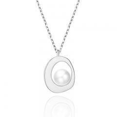 Pearl pendant necklace in 925 sterling silver