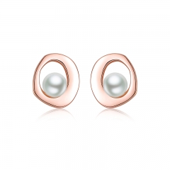 Pearl earrings in 925 sterling silver
