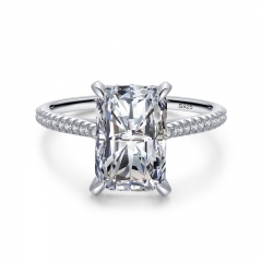Single stone ring in 925 sterling silver