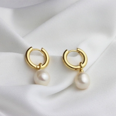 Pearl earrings