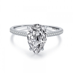 Single stone ring in 925 sterling silver