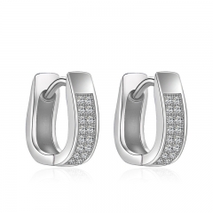U earrings